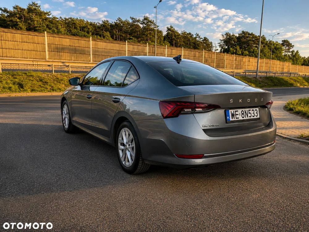 Skoda Octavia 1.5 TSI ACT Ambition - 6