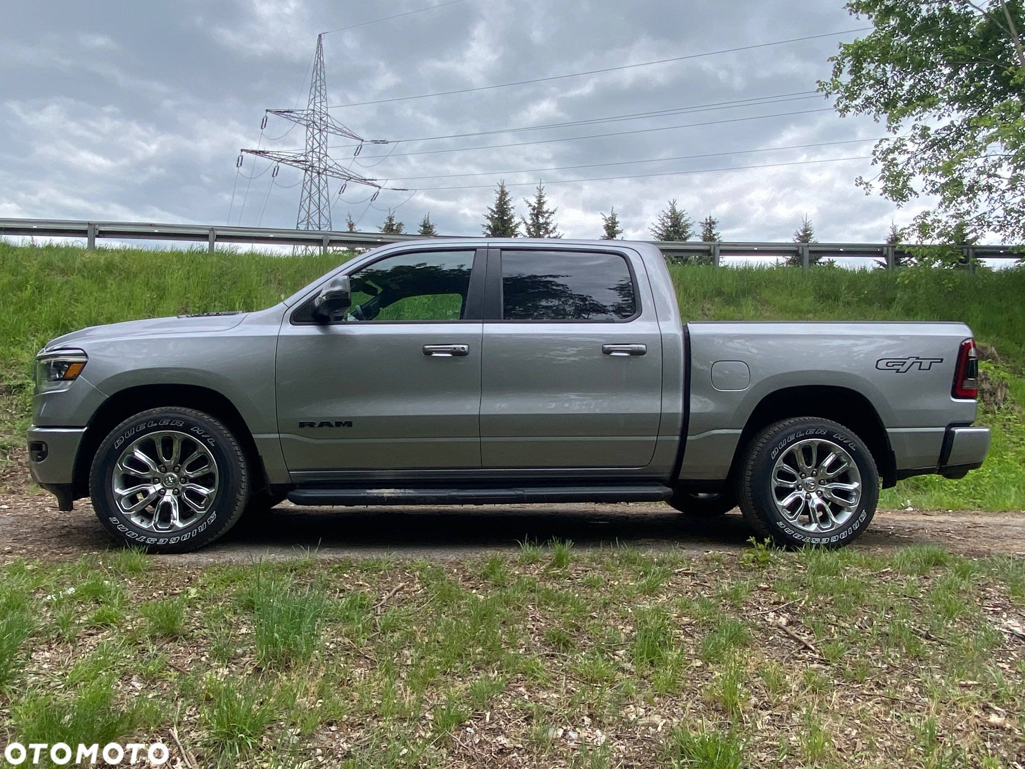 Dodge RAM 1500 5.7 4x4 - 22