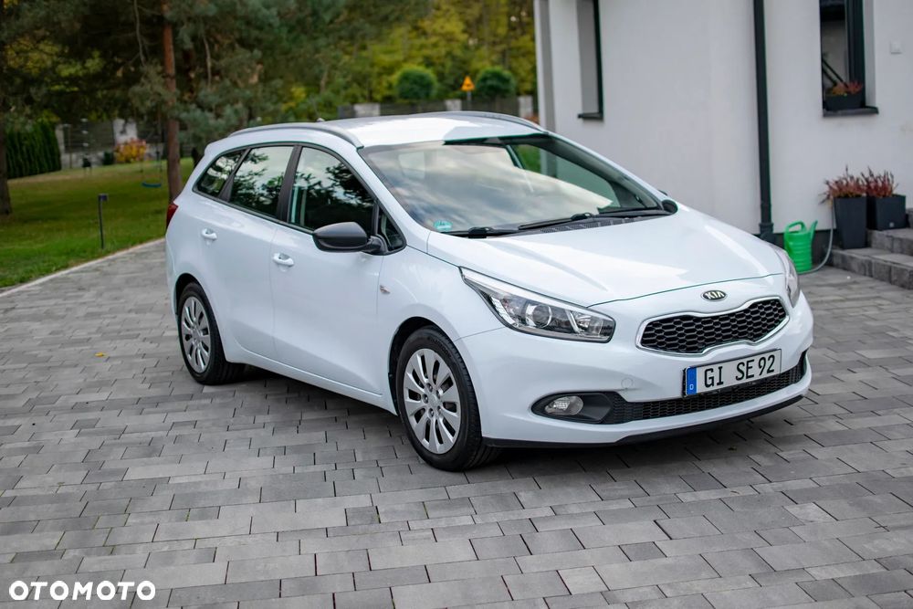Kia Ceed - 1