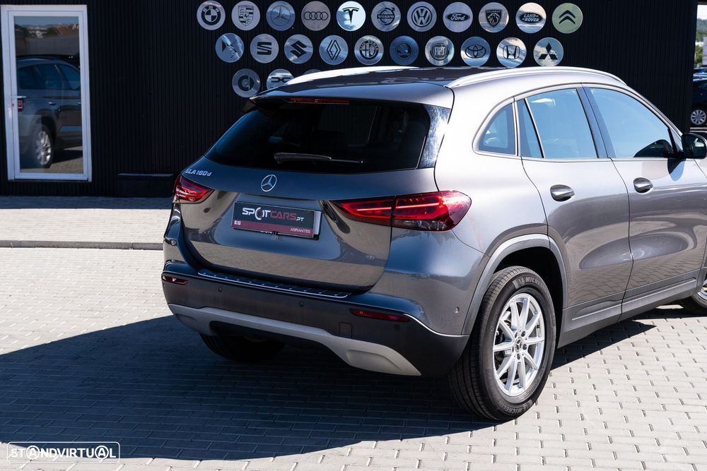 Mercedes-Benz GLA 180 d — fotografia 9
