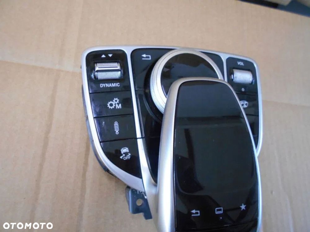 MERCEDES AMG W 205 PANEL IDRAVE KONTROLER - 2