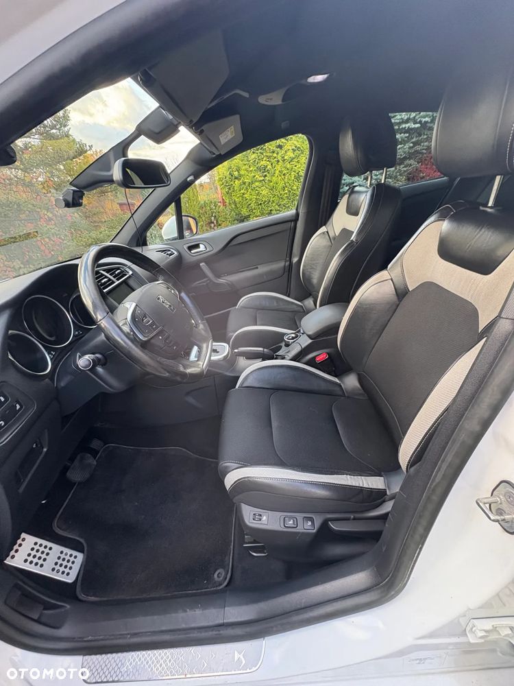 Citroën DS4 1.6 THP SoChic - 6