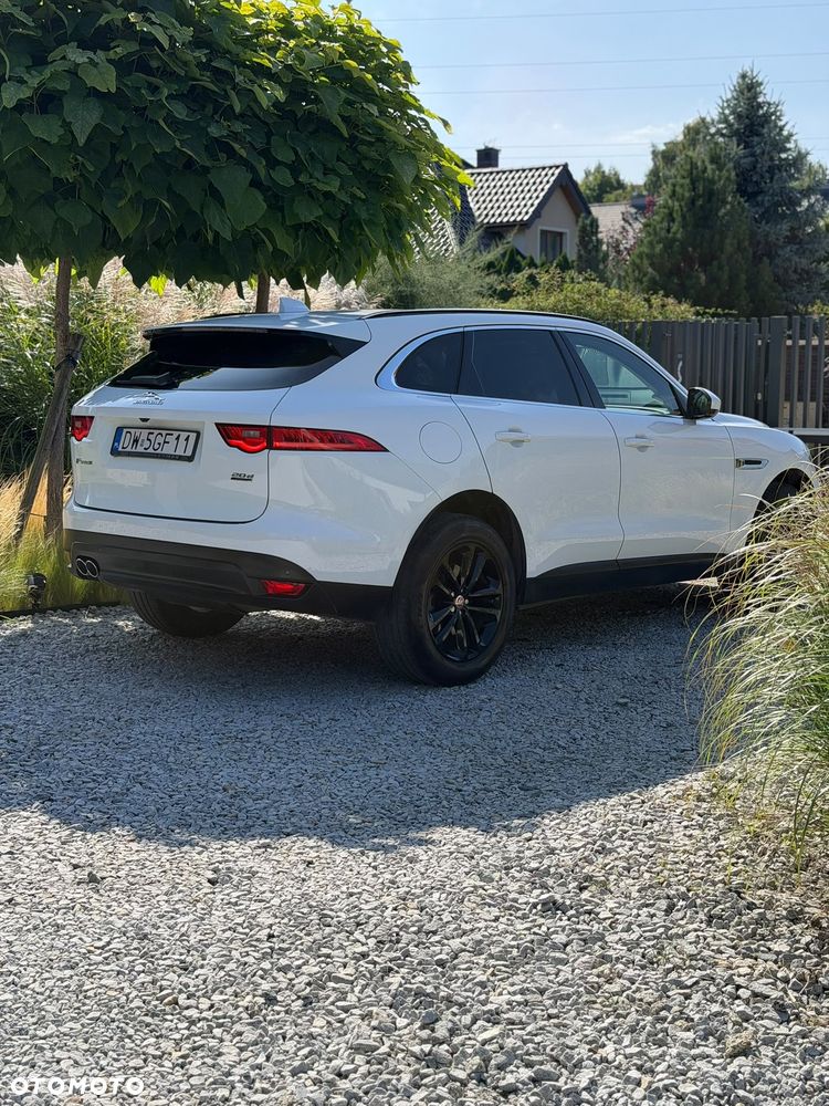 Jaguar F-Pace 2.0 i4D AWD Prestige - 4