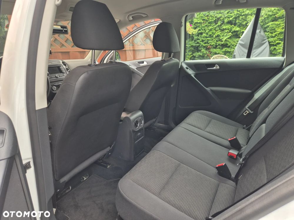 Volkswagen Tiguan 2.0 TDI DPF BlueMotion Technology Trend & Fun - 20