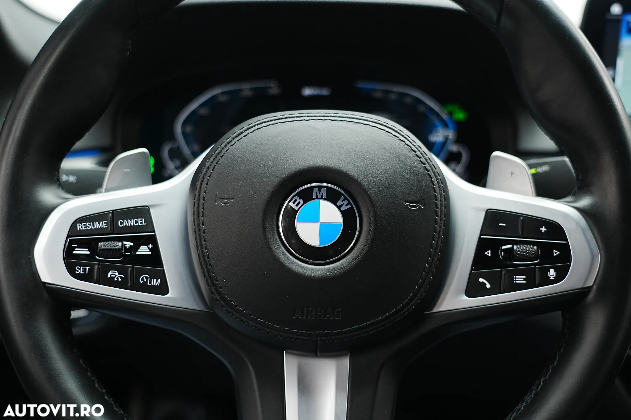 BMW Seria 5 530e Aut. M Sport Edition - 25