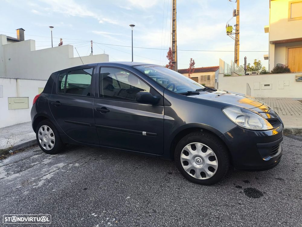 Renault Clio 1.5 dCi Confort - 29
