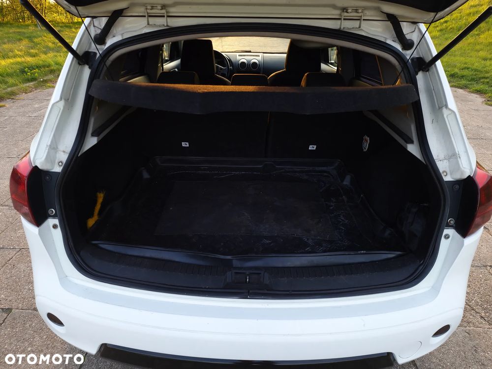 Nissan Qashqai 2.0 4x4 Tekna - 12