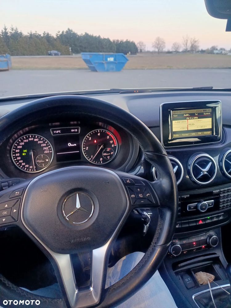 Mercedes-Benz Klasa B 180 CDI - 17