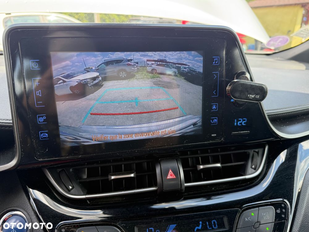 Toyota C-HR - 12