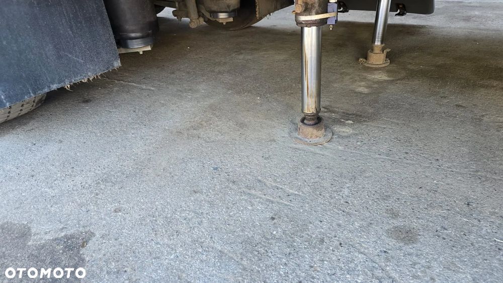 Renault T 430 6X2 - 13