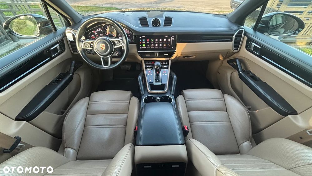 Porsche Cayenne Platinum Edition - 17
