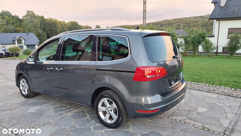 Volkswagen Sharan 2.0 TDI Highline DSG - 4