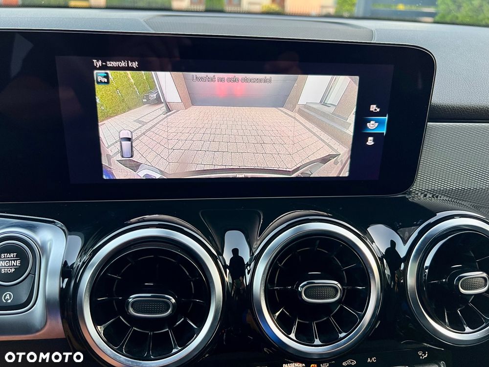 Mercedes-Benz GLB 200 7G-DCT - 6