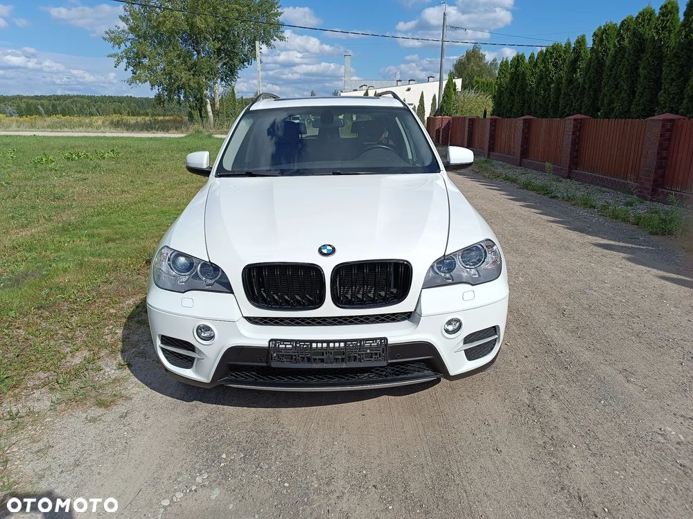 BMW X5 xDrive35i Edition Exclusive - 24