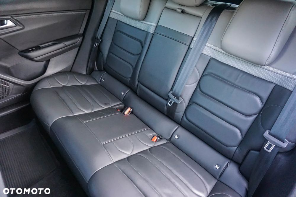 Citroën C5X 1.6 PureTech Shine EAT8 - 27