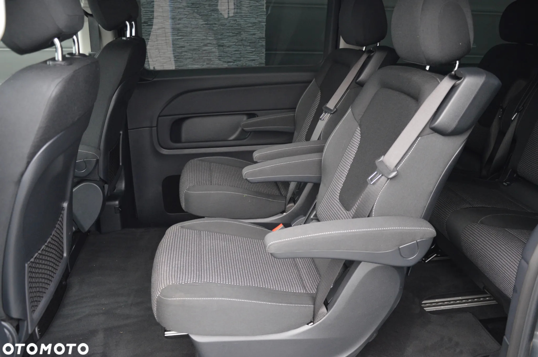 Mercedes-Benz Klasa V 250 d 9G-Tronic Style (d³ugi) - 16
