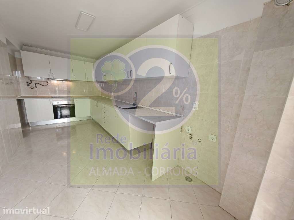 T3 Renovado em Almada, Pronto habitar - Grande imagem: 5/17