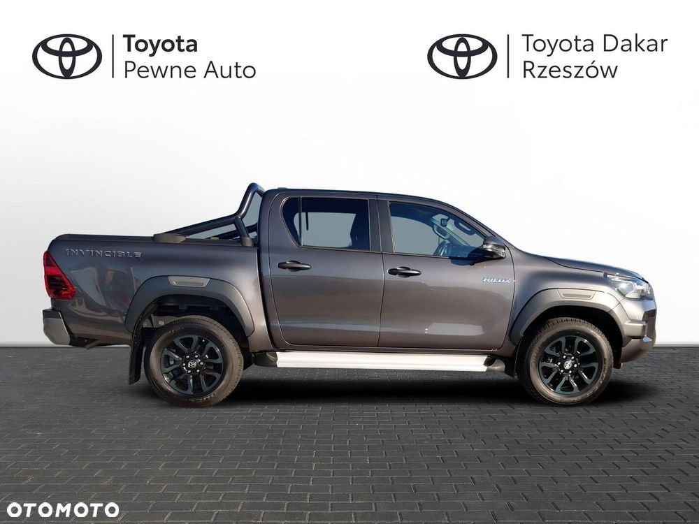 Toyota Hilux 2.8 D-4D mHEV Double Cab Invincible 4x4 - 6
