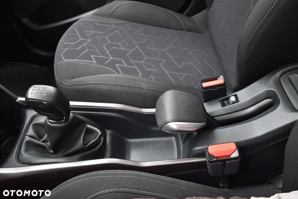 Peugeot 2008 120 VTI Active - 35