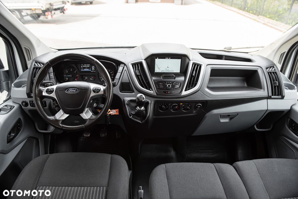 Ford Transit - 22