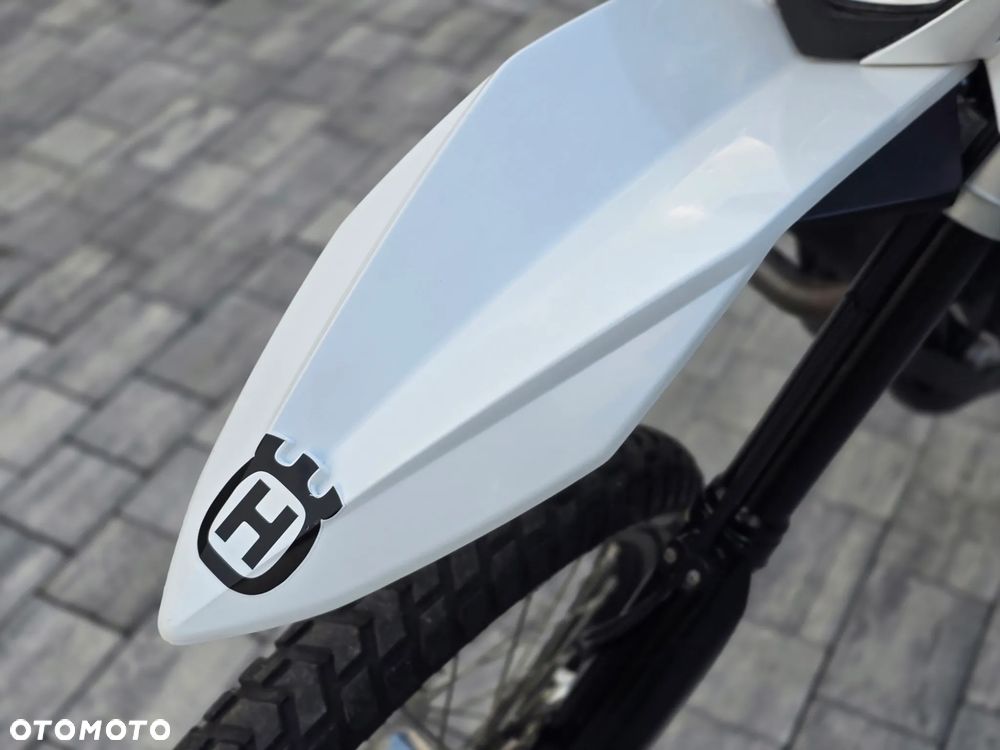 Husqvarna TE - 16