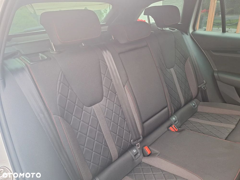 Skoda Octavia 2.0 TDI RS DSG - 20