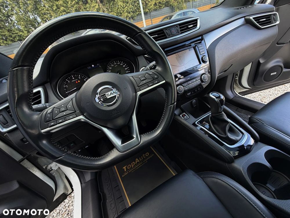 Nissan Qashqai 1.3 DIG-T Tekna+ DCT - 28