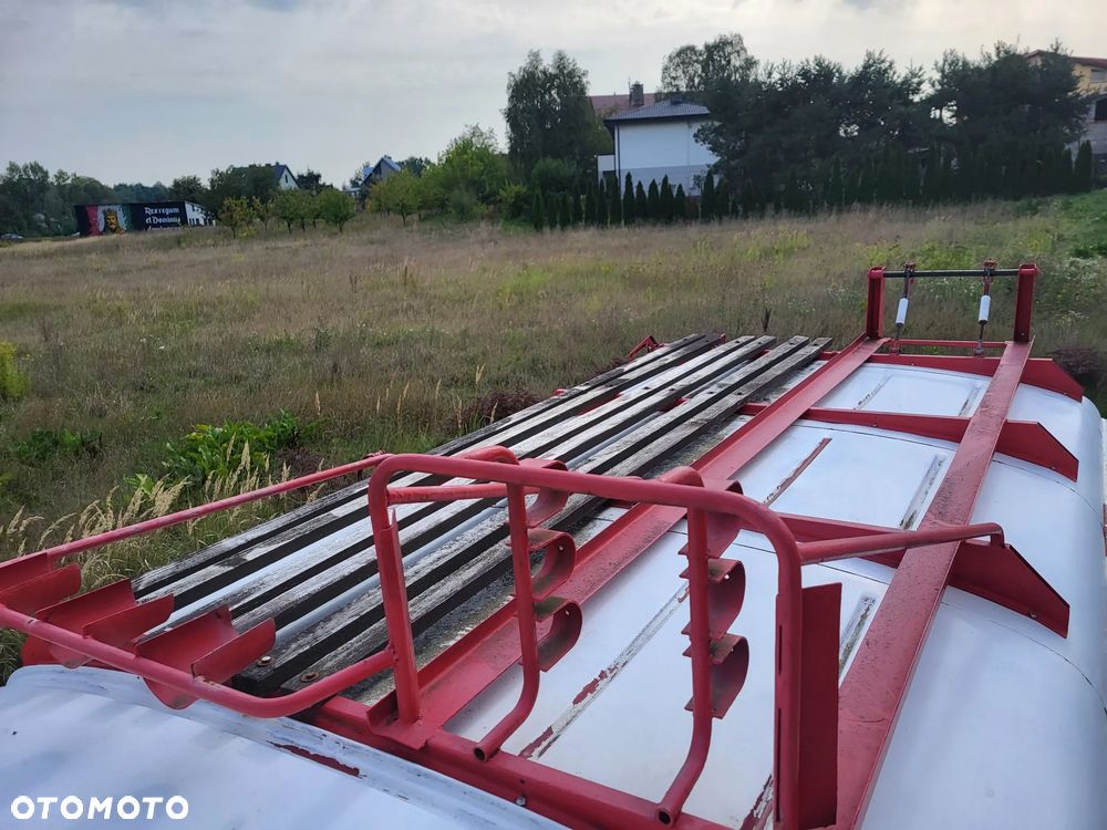 Żuk Inny - 12