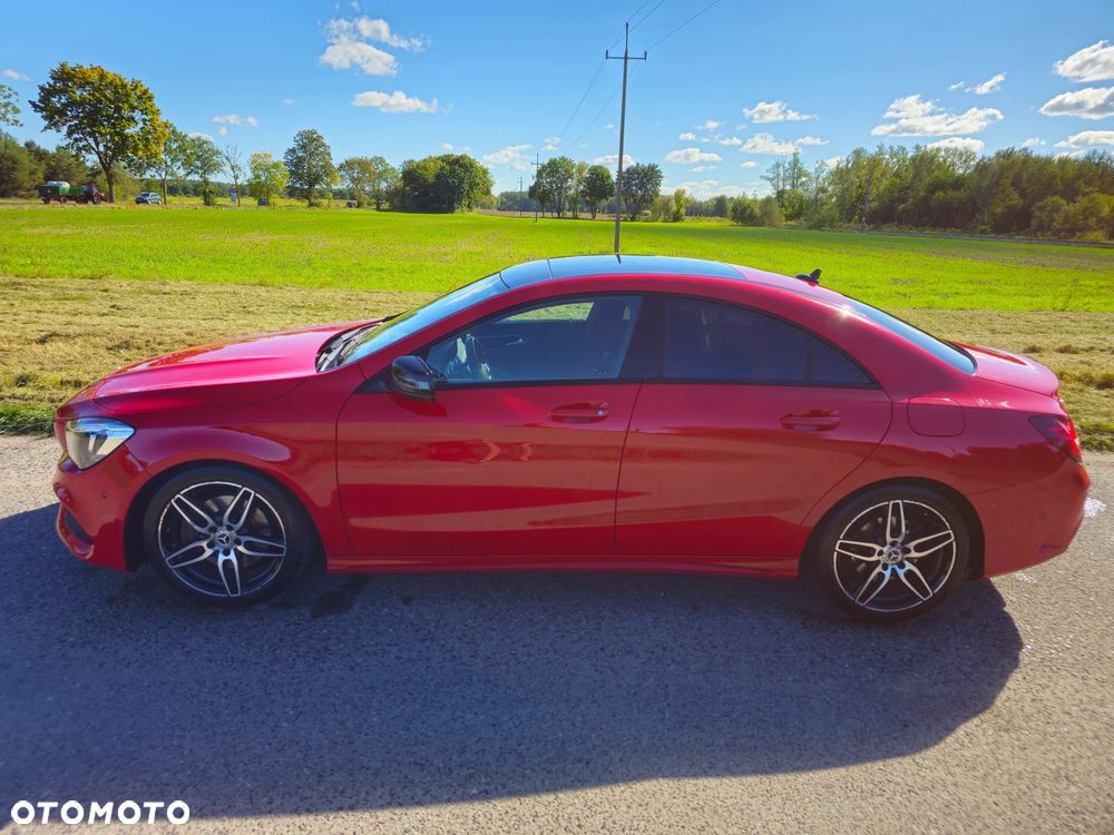 Mercedes-Benz CLA 220 4-Matic AMG Line - 4