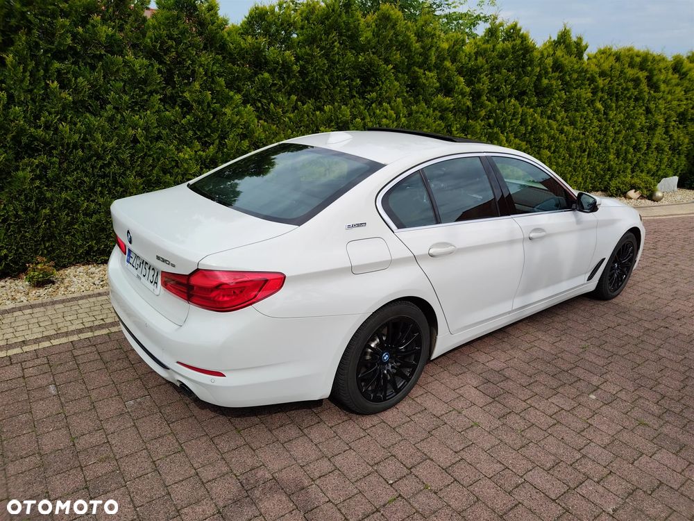 BMW Seria 5 530i mHEV Luxury Line sport - 14
