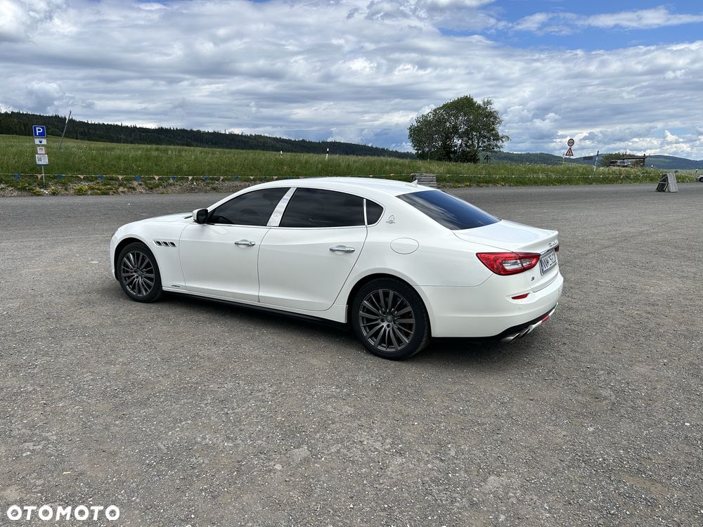 Maserati Quattroporte - 6