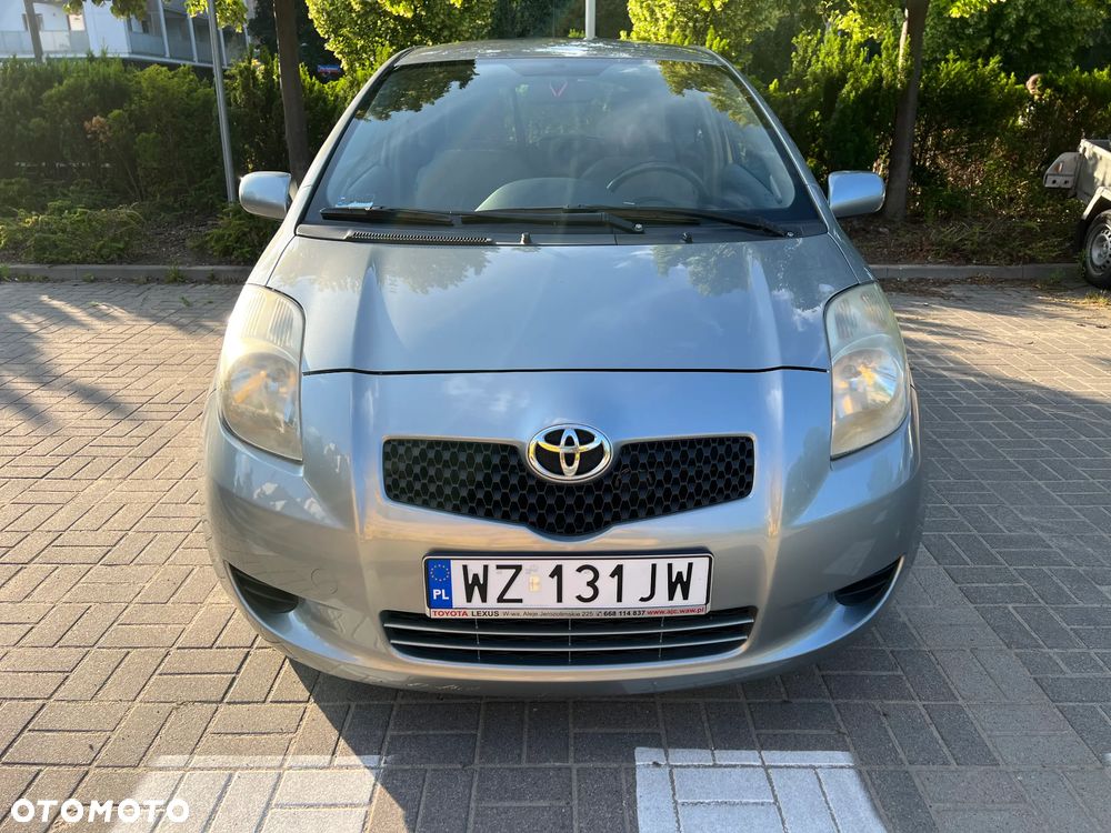 Toyota Yaris 1.3 Sol - 6