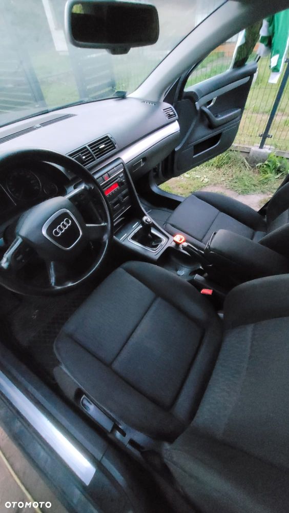 Audi A4 Avant - 8