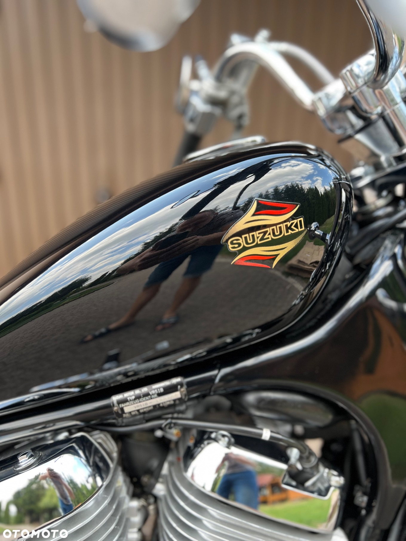 Suzuki Intruder - 5