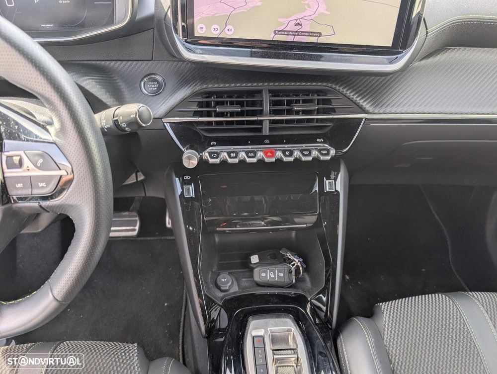 Peugeot e-2008 54 kWh GT - 12