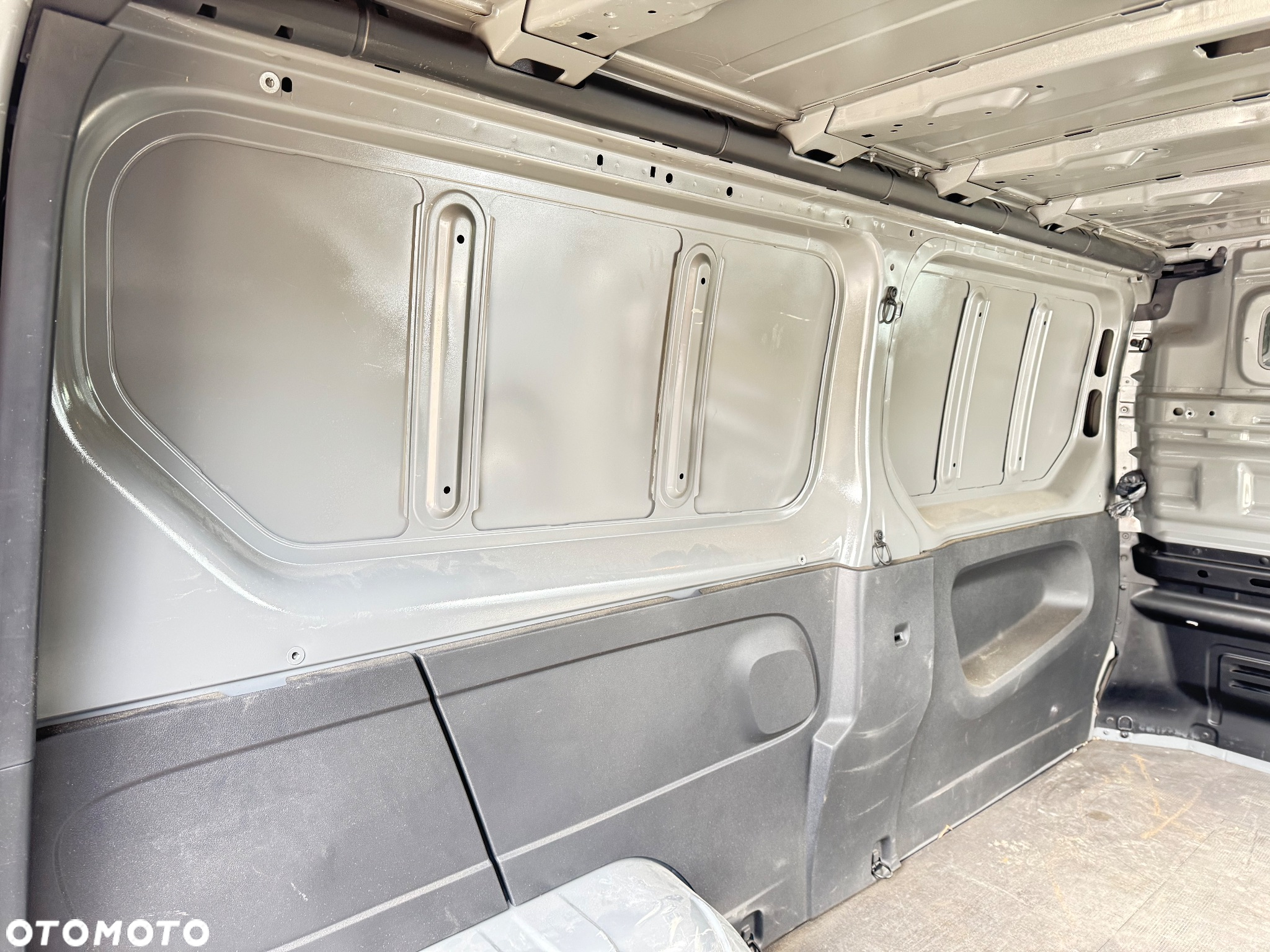 Renault Trafic - 13
