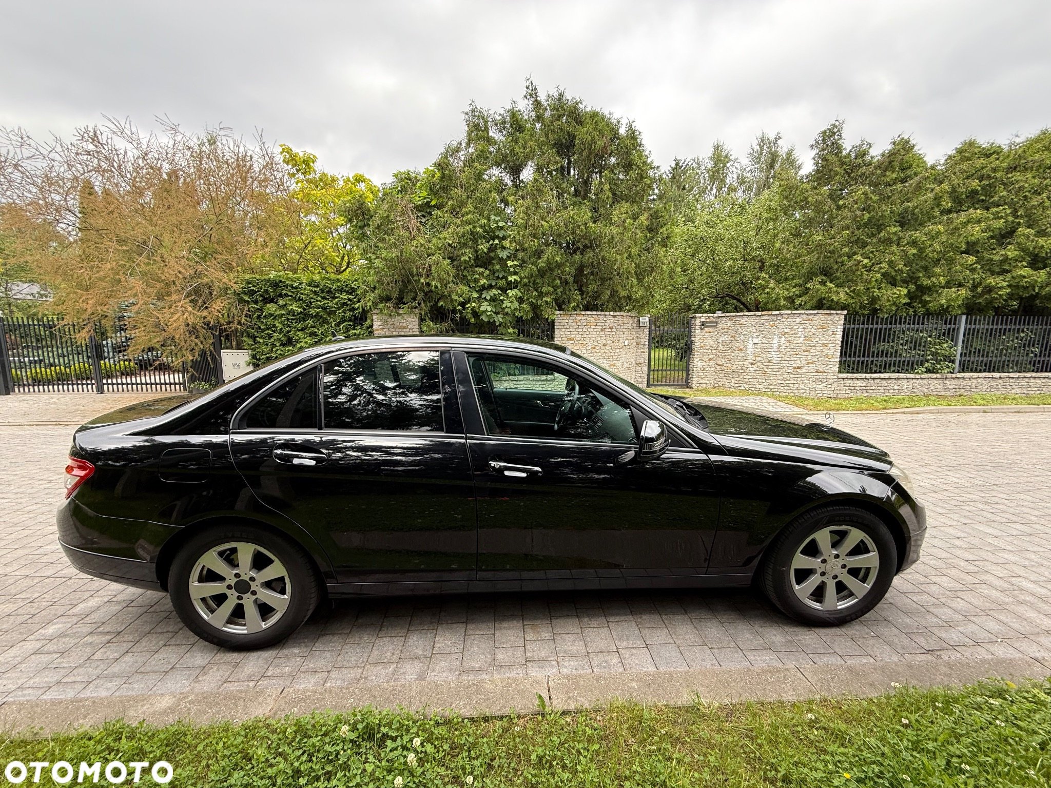 Mercedes-Benz Klasa C 180 BlueEFFICIENCY 7G-TRONIC Elegance - 8