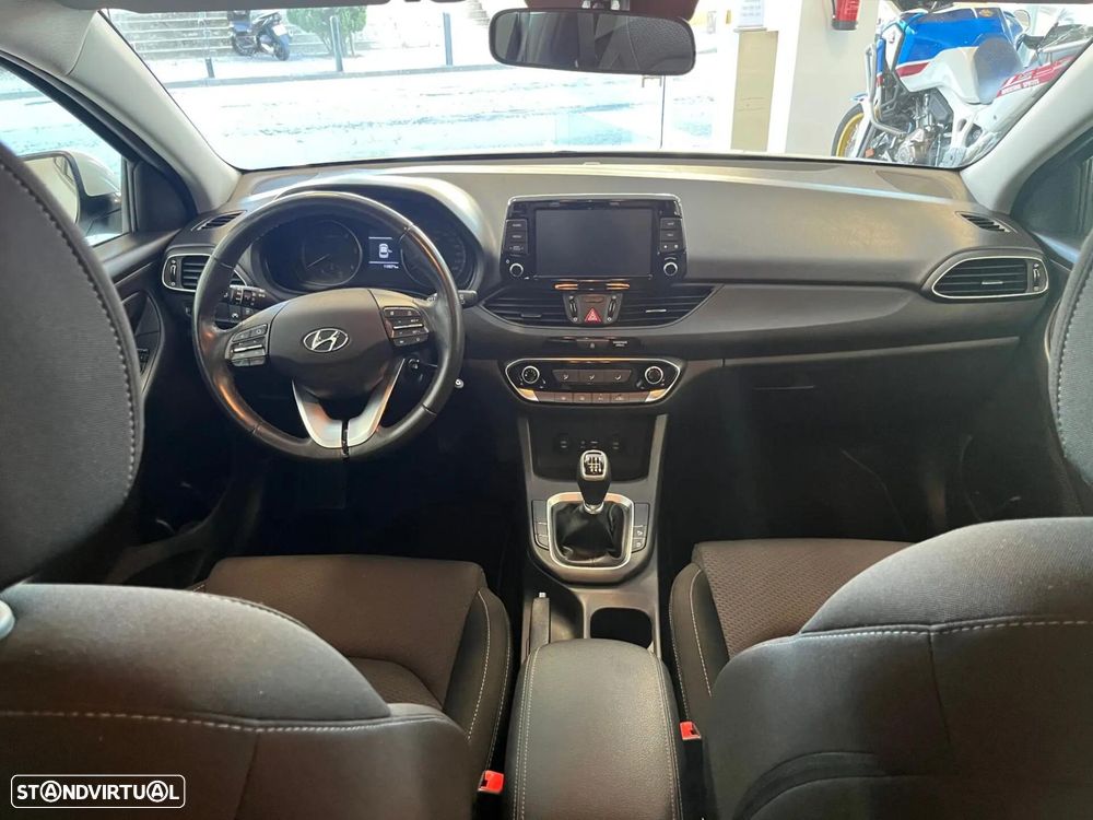 Hyundai i30 1.6 CRDI STyle - 11
