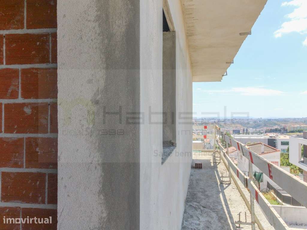 Apartamento T3 com boas áreas e garagem | Paradela, Santo António d... - Grande imagem: 2/21