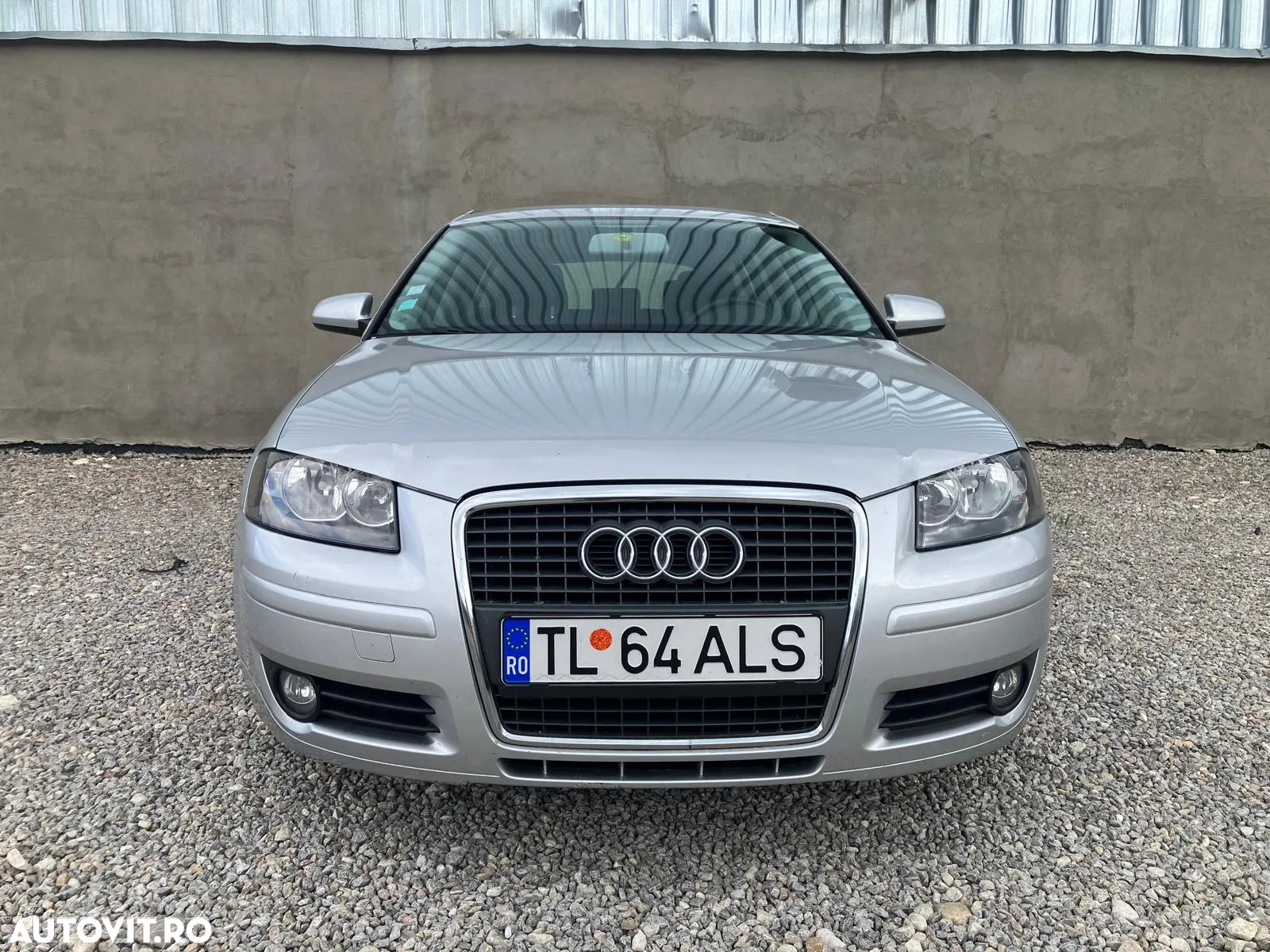 Audi A3 2.0 TDI Sportback DPF Ambiente - 2