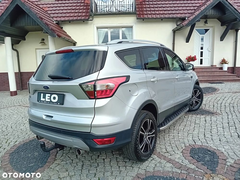 Ford Kuga 2.0 TDCi FWD Titanium - 6