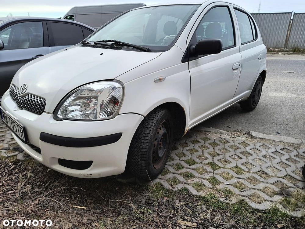 Toyota Yaris 1.0 Luna - 2
