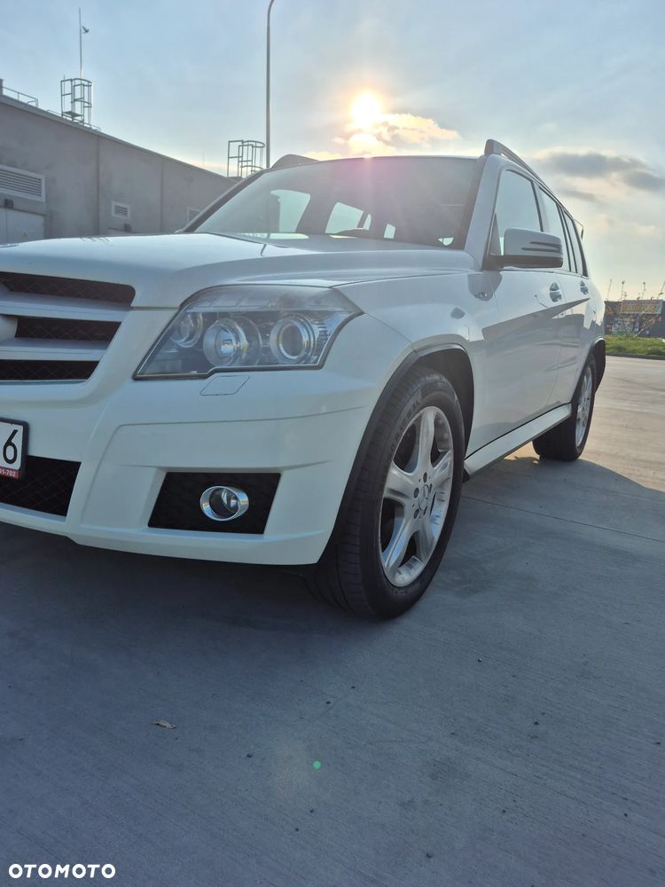 Mercedes-Benz GLK 220 CDI DPF 4Matic BlueEFFICIENCY 7G-TRONIC SPORT EDITION - 34
