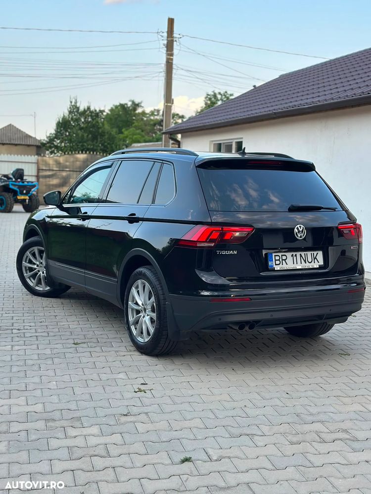 Volkswagen Tiguan - 6