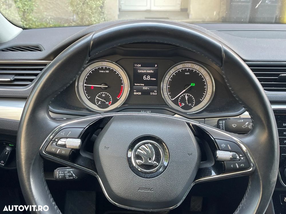 Skoda Superb 2.0 TDI DSG Ambition - 12