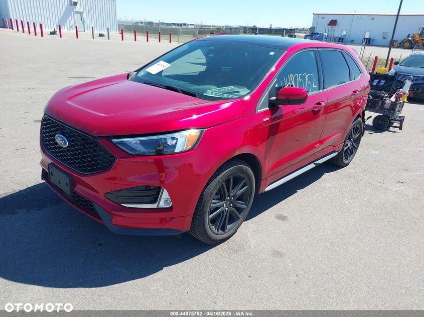 Ford Edge - 8