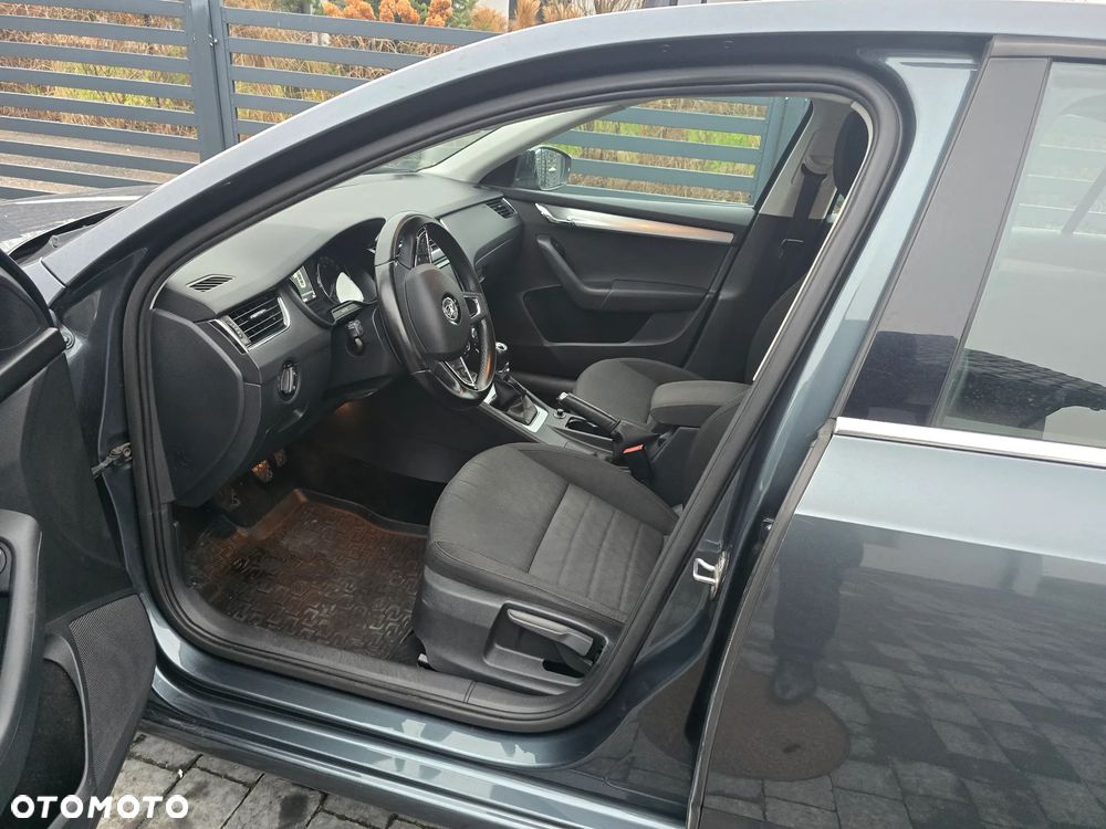 Skoda Octavia 1.4 TSI Style - 8