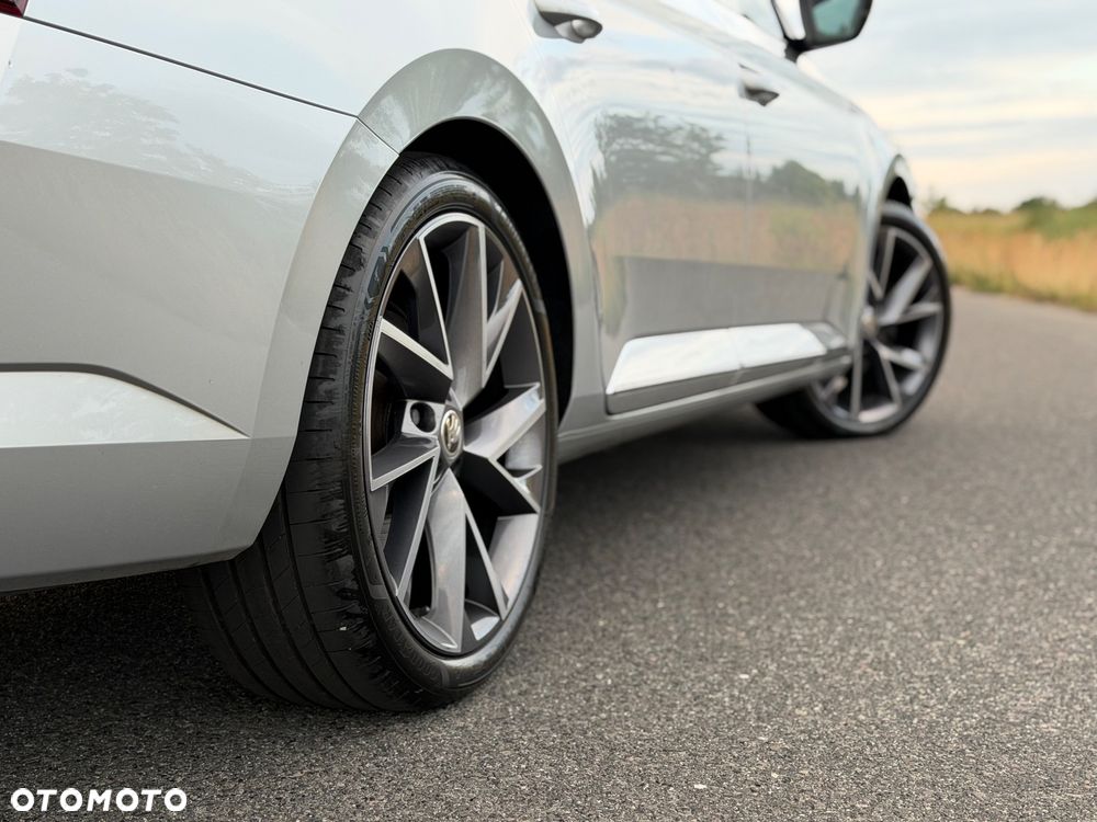 Skoda Superb 2.0 TDI SCR Sportline DSG - 27