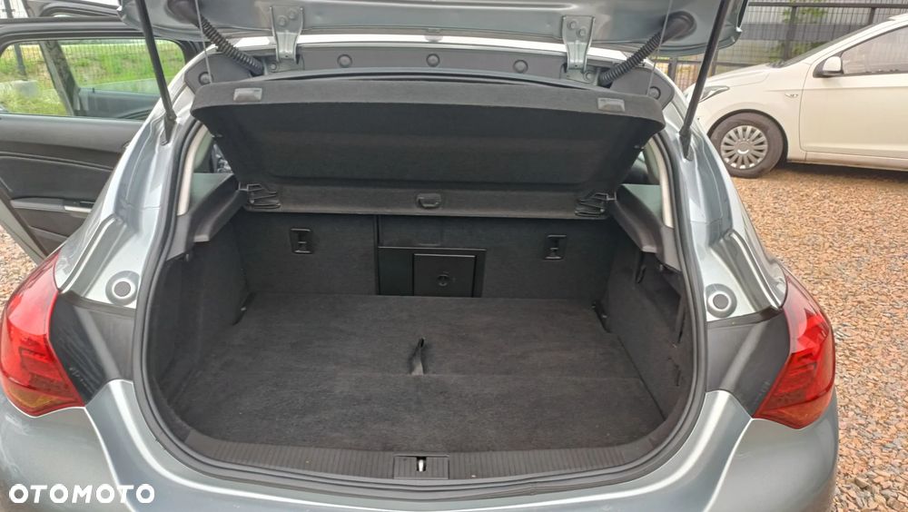 Opel Astra - 9
