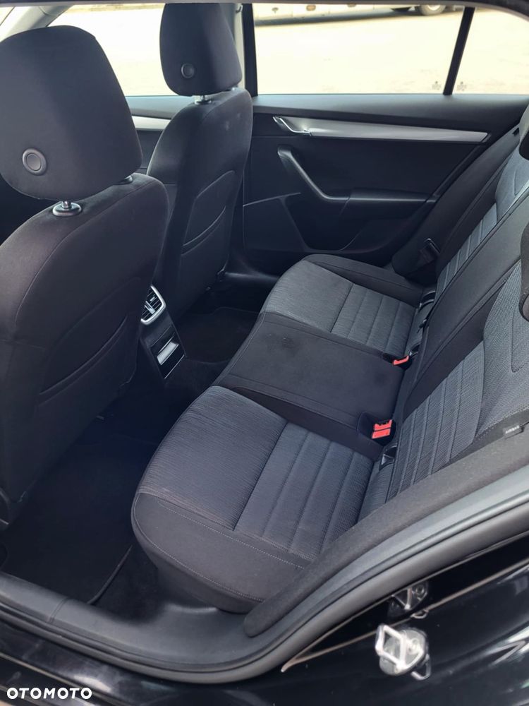 Skoda Octavia 1.4 TSI DSG Drive - 10